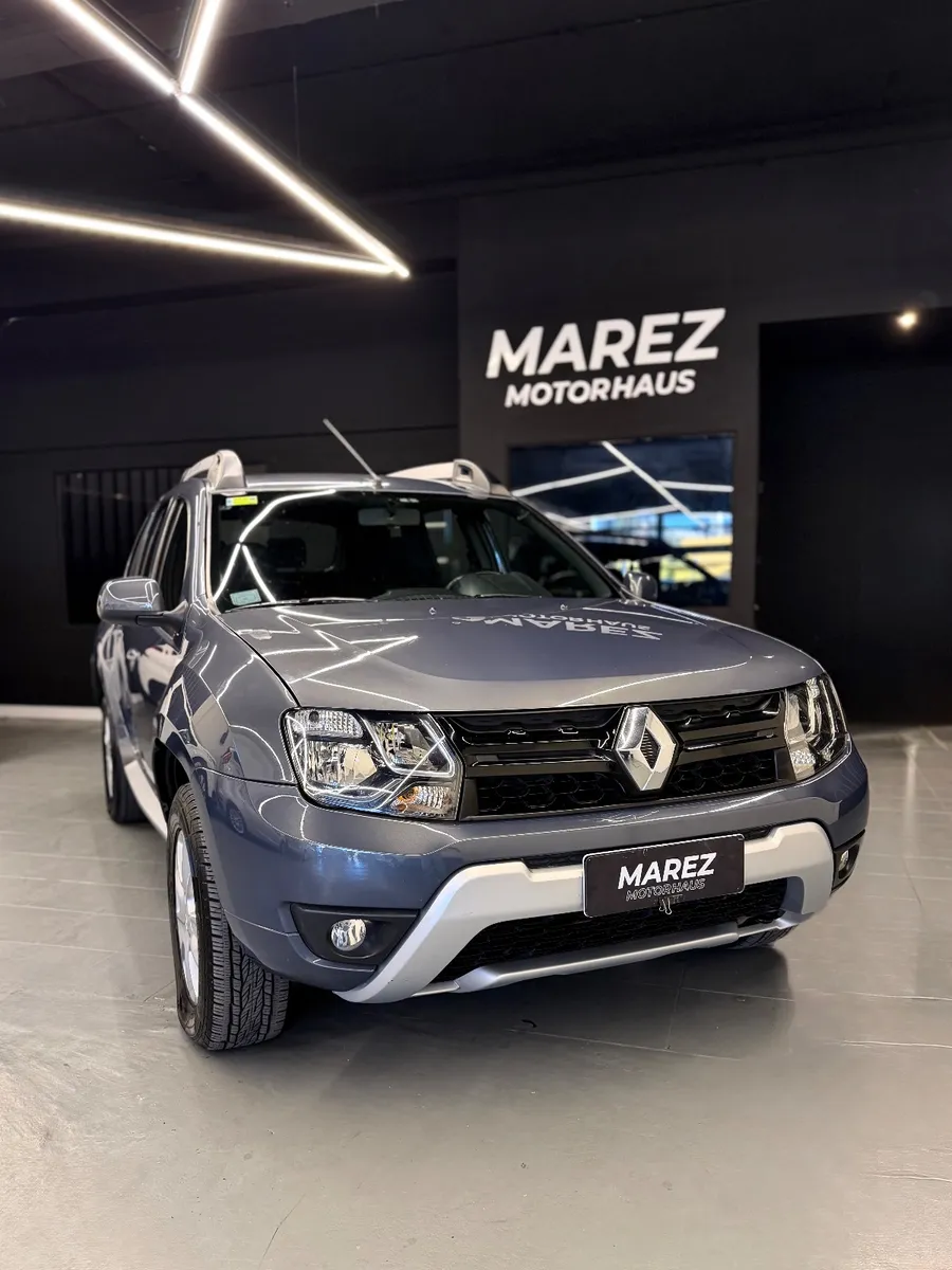 Renault DUSTER 4X2 Privilege — foto 2