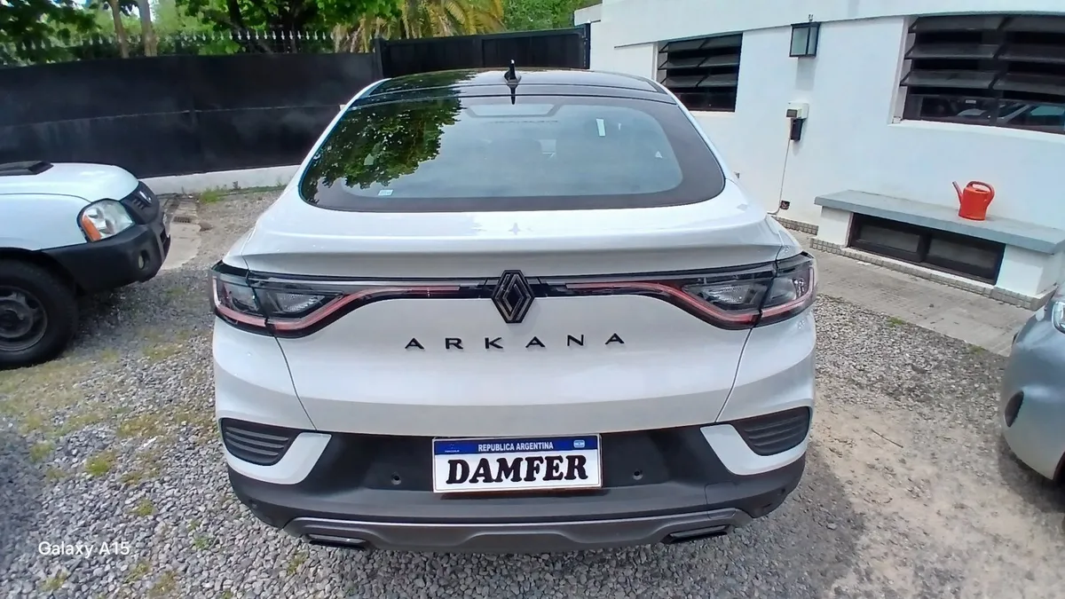 Renault ARKANA E-TECH 5P 1,3 T Hybrid 7AT Esprit Alpine — foto 6