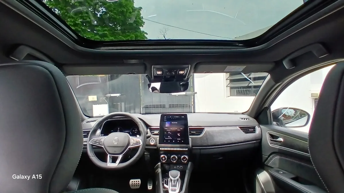 Renault ARKANA E-TECH 5P 1,3 T Hybrid 7AT Esprit Alpine — foto 16