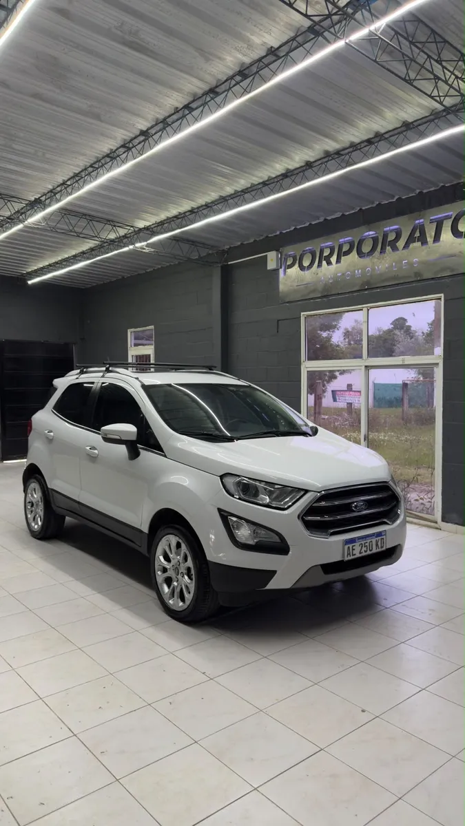 Ford ECOSPORT Titanium  — foto 2