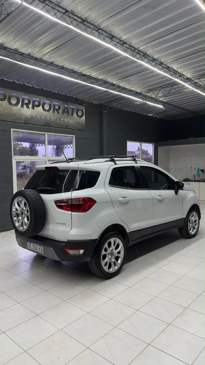 Ford ECOSPORT Titanium  — foto 4