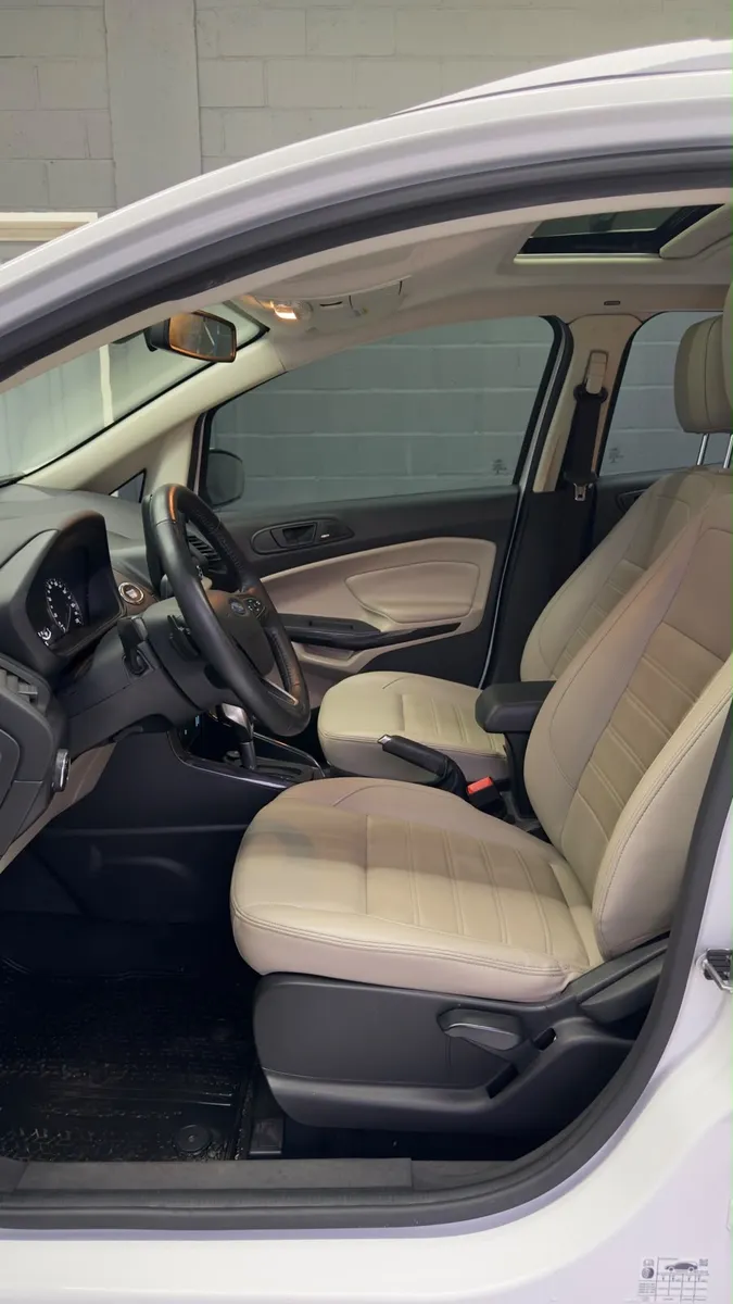 Ford ECOSPORT Titanium  — foto 6