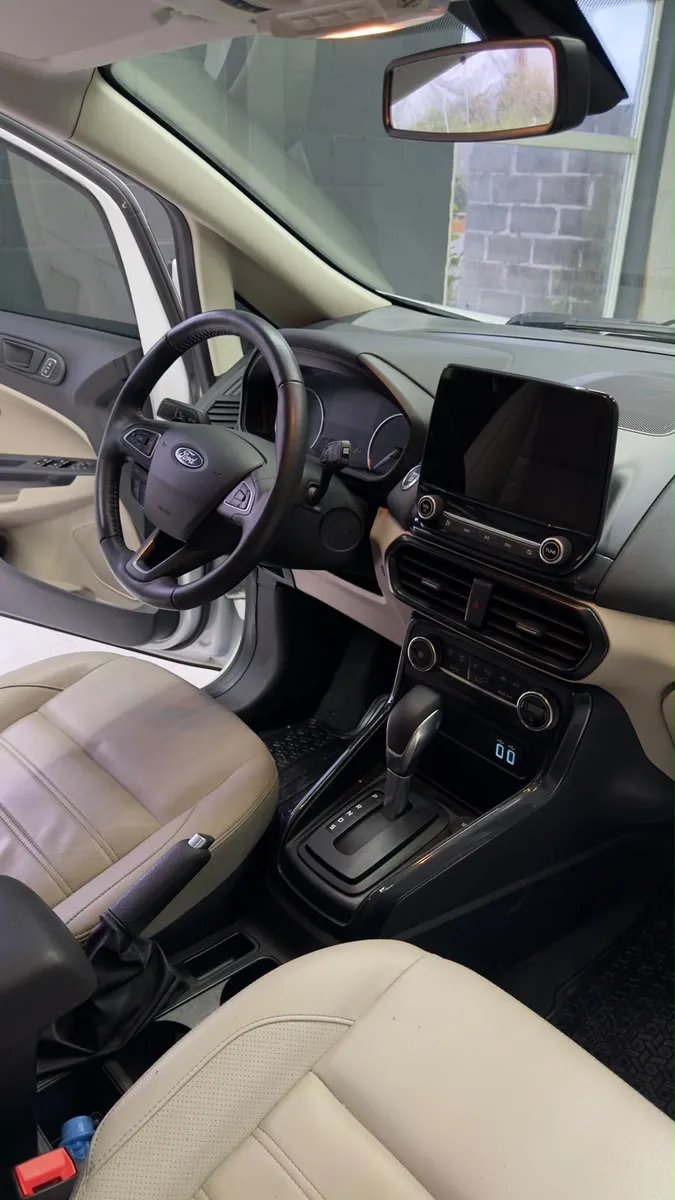 Ford ECOSPORT Titanium  — foto 9