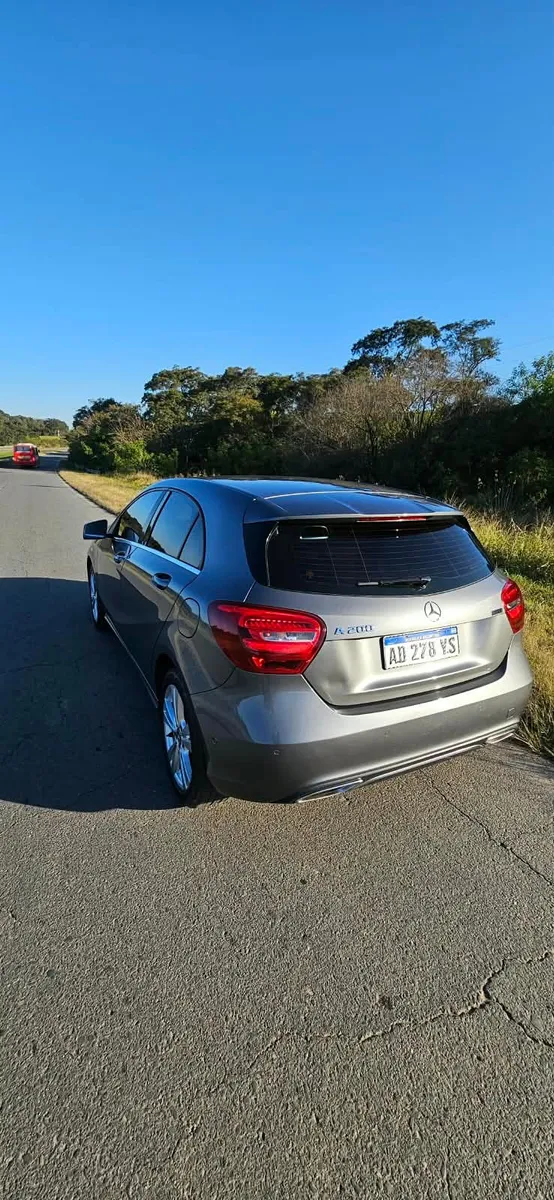 Mercedes-Benz Clase A A200 — foto 4