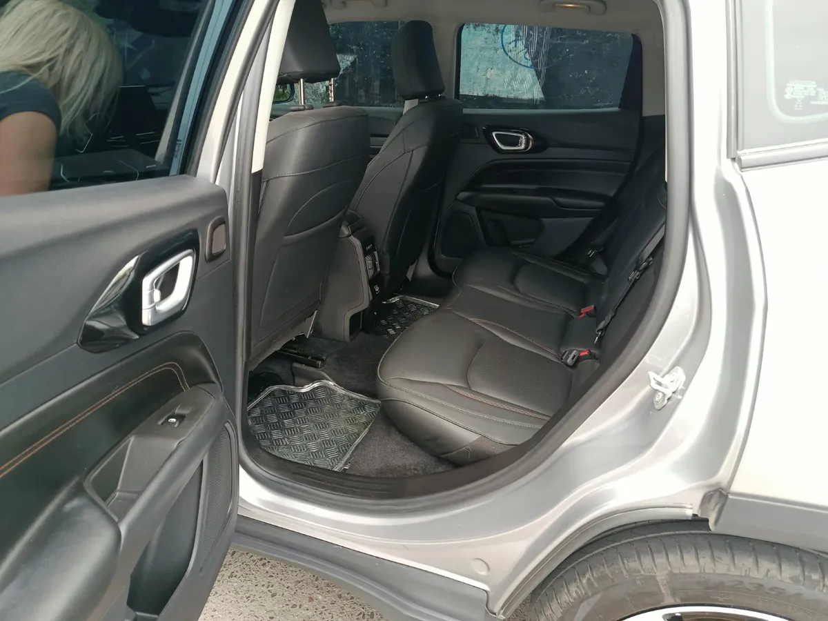 Jeep COMPASS 5P 1,3 T270 6AT Limited 4X2 2024 — foto 5