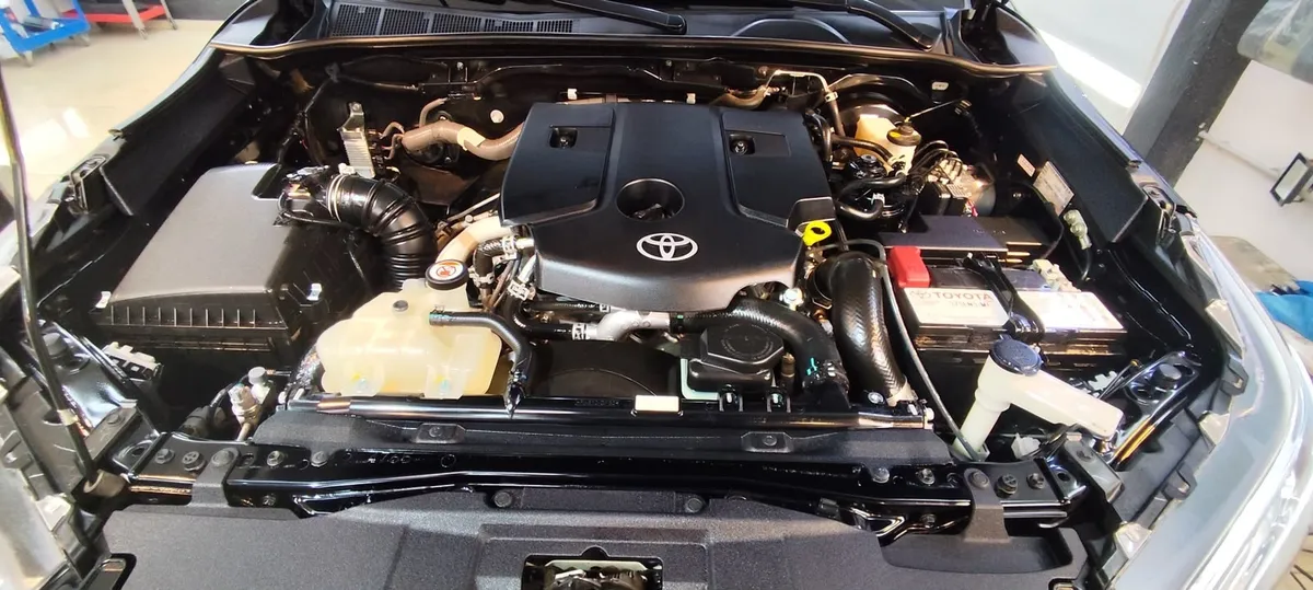 Toyota HILUX PICK - UP D/C 2,8 Diesel 4X4 Srx 6AT 2024 — foto 10