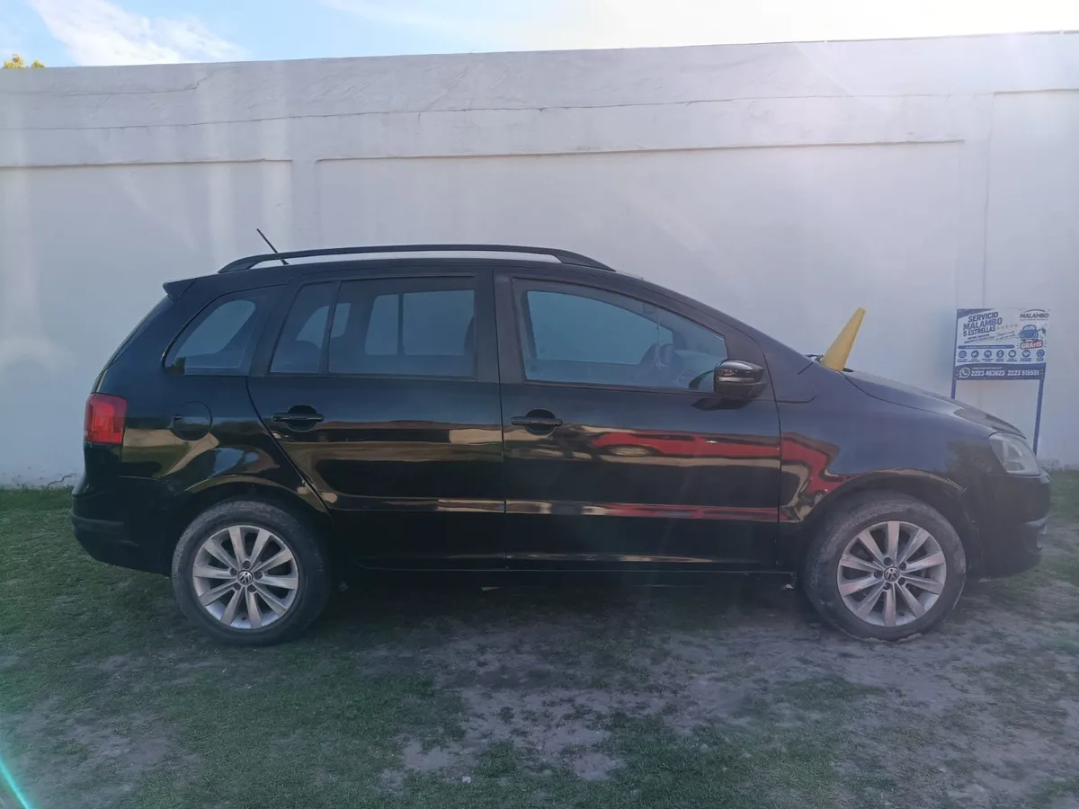 Volkswagen SURAN 5P 1,6 Highline — foto 3