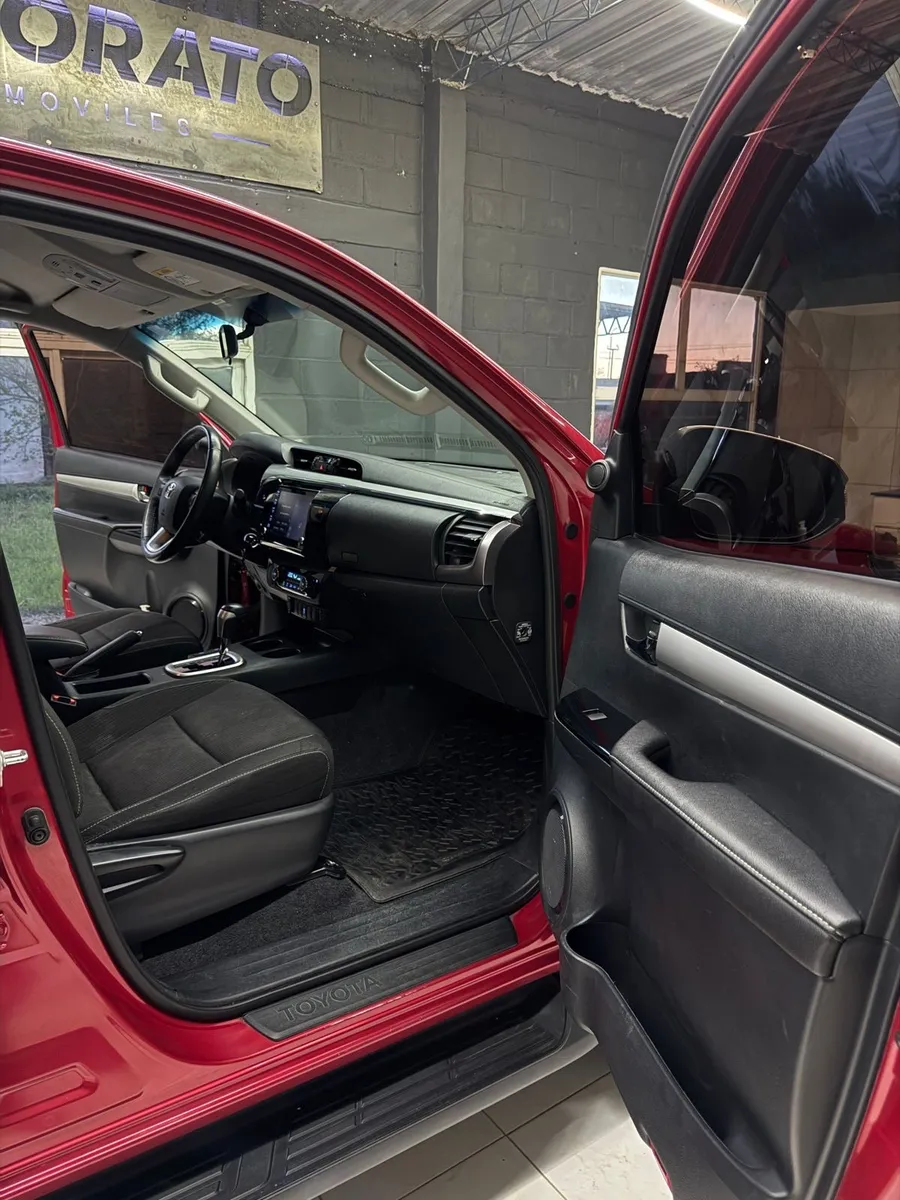 Toyota HILUX PICK - UP D/C 2,8 Diesel 4X2 Srv 6AT 2020 — foto 6