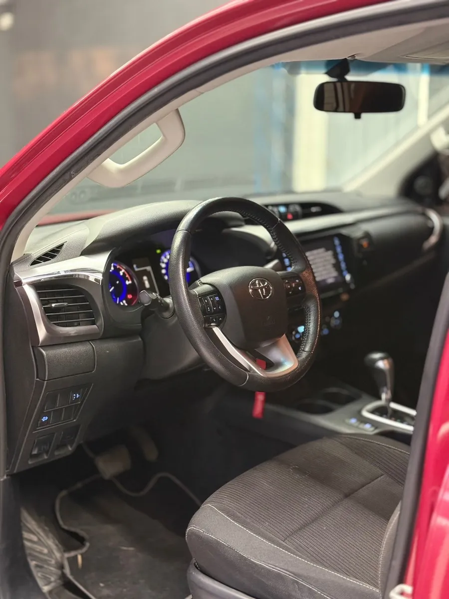 Toyota HILUX PICK - UP D/C 2,8 Diesel 4X2 Srv 6AT 2020 — foto 8