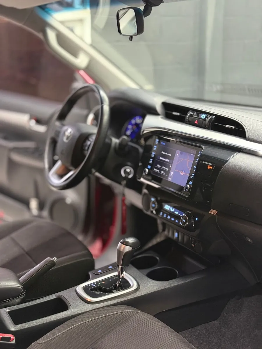 Toyota HILUX PICK - UP D/C 2,8 Diesel 4X2 Srv 6AT 2020 — foto 9