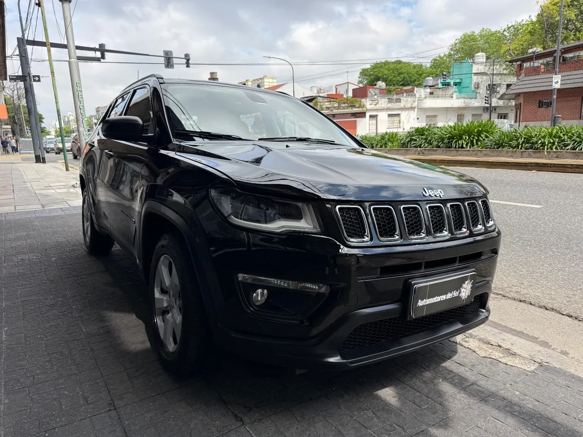 Jeep COMPASS 5P 2,4 6MT Sport 4X2 2018 — foto 3
