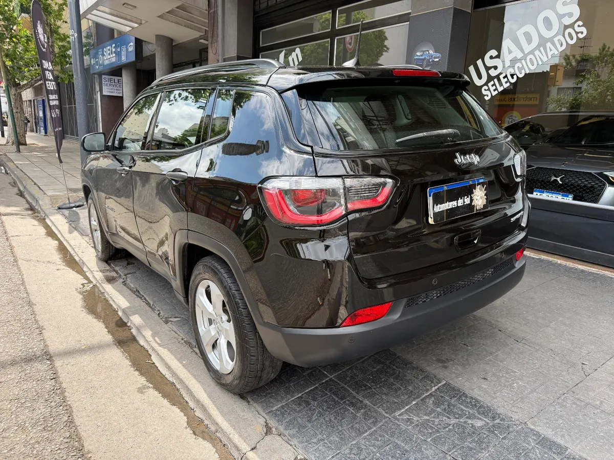 Jeep COMPASS 5P 2,4 6MT Sport 4X2 2018 — foto 6