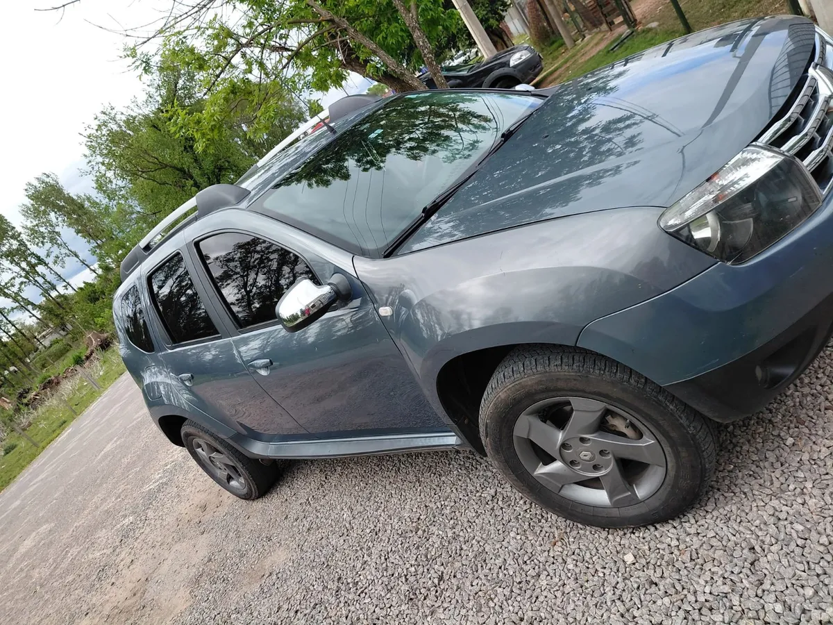 Renault DUSTER 5P 2,0 4X4 Dakar — foto 2