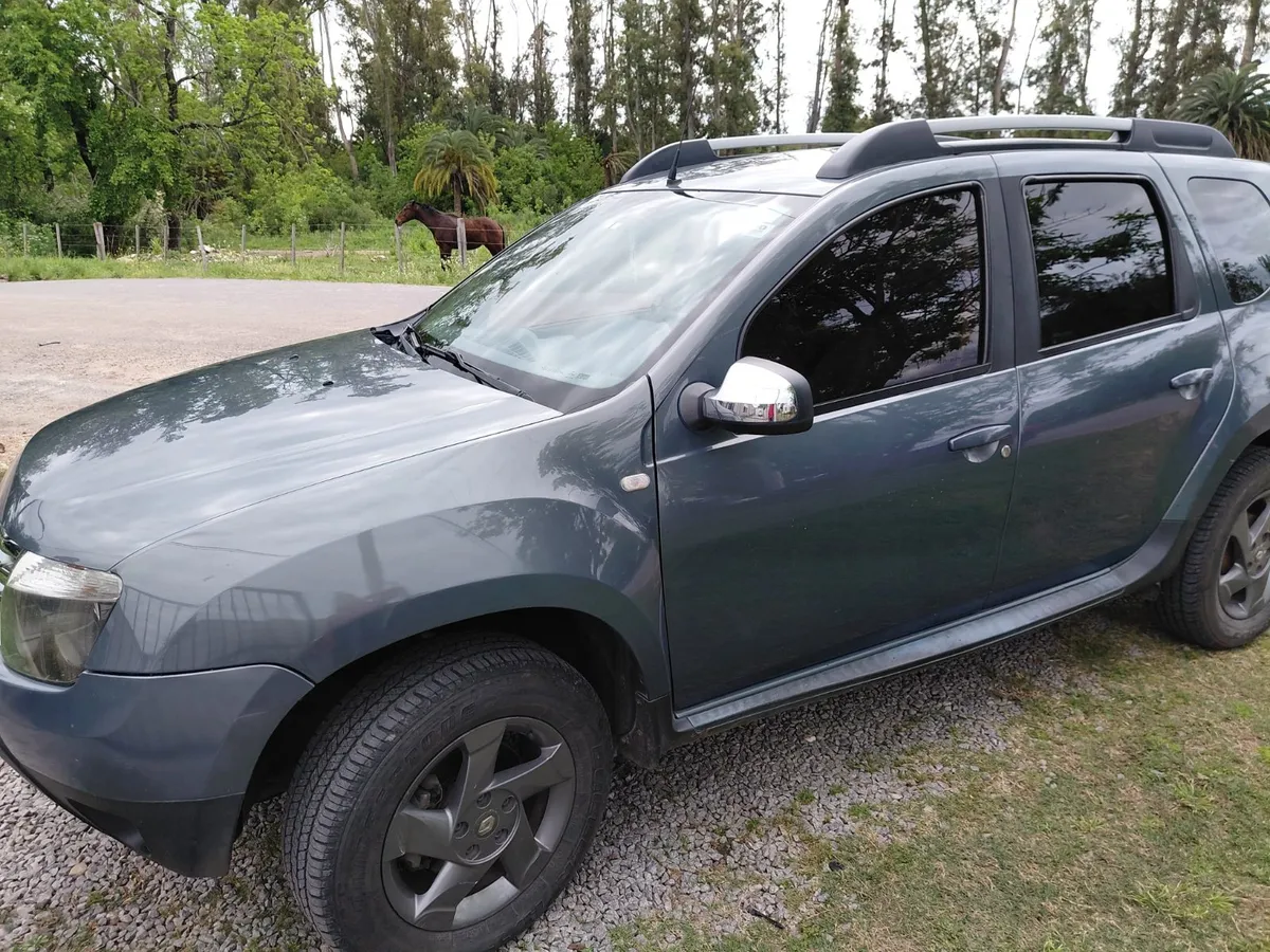 Renault DUSTER 5P 2,0 4X4 Dakar — foto 3