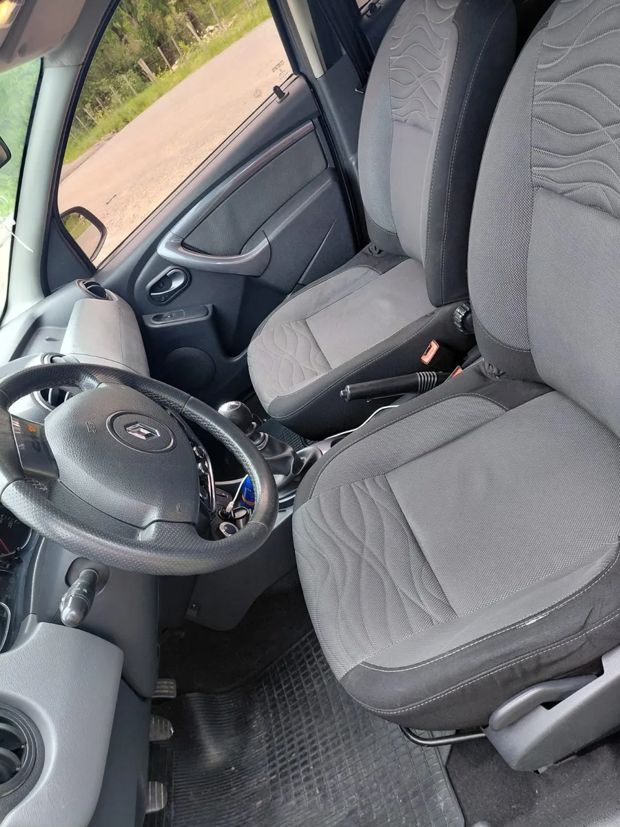 Renault DUSTER 5P 2,0 4X4 Dakar — foto 7