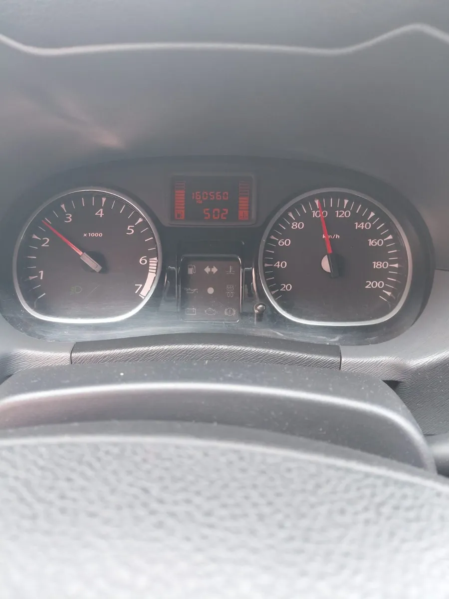 Renault DUSTER 5P 2,0 4X4 Dakar — foto 8