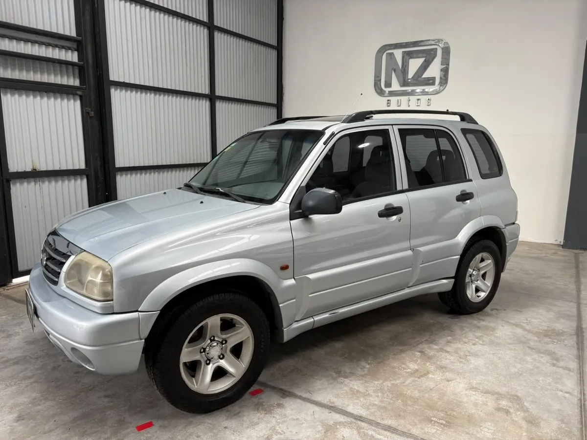 Suzuki GRAND VITARA 2.0 5p 4WD — foto 4