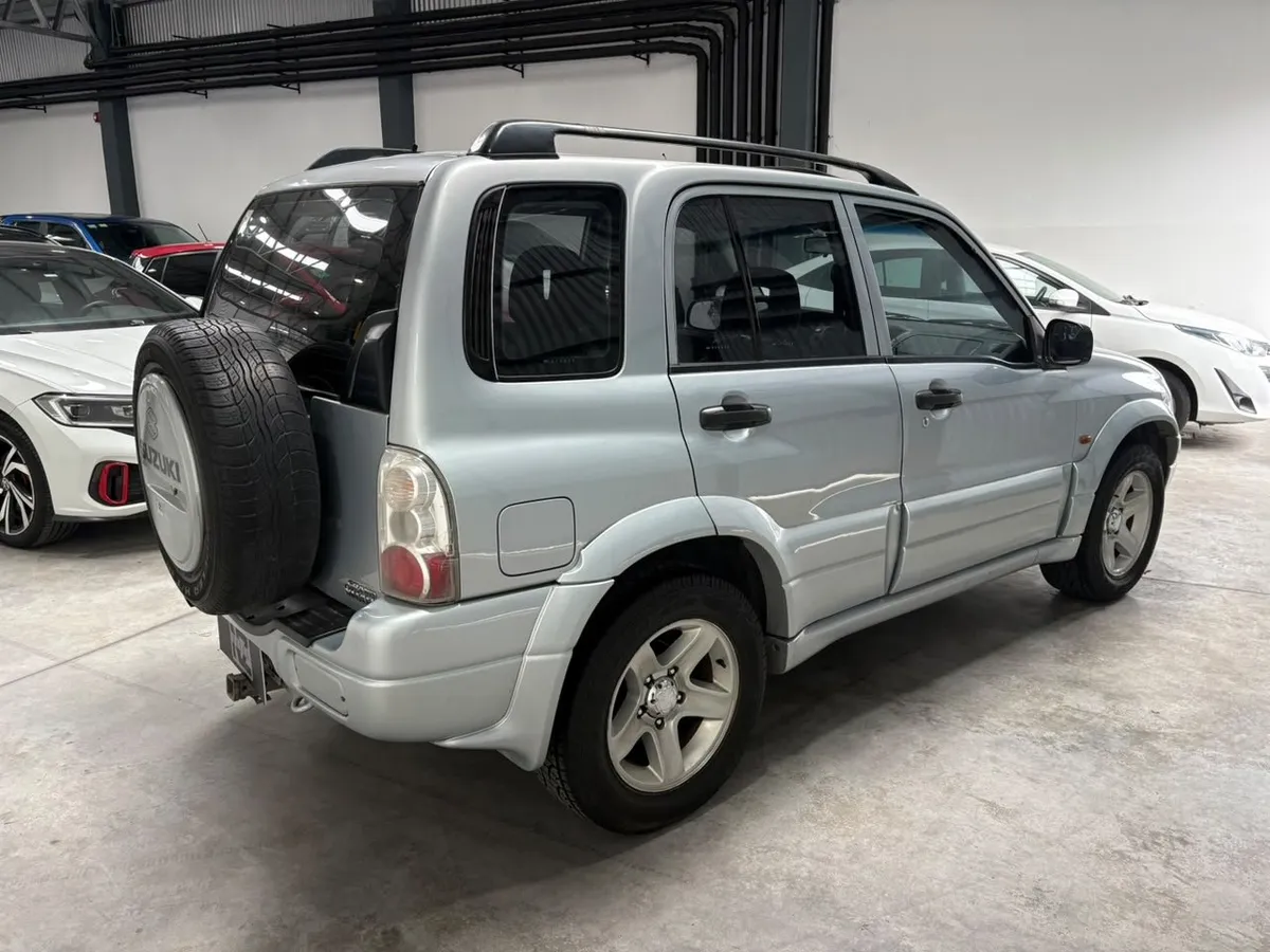 Suzuki GRAND VITARA 2.0 5p 4WD — foto 8