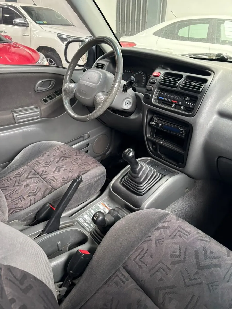 Suzuki GRAND VITARA 2.0 5p 4WD — foto 14