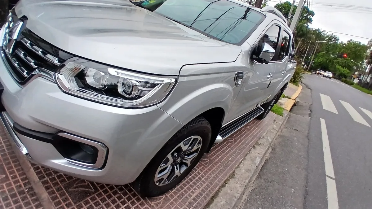Renault ALASKAN PICK - UP D/C 2,3 Dci T 190CV 4WD Iconic 7AT — foto 5