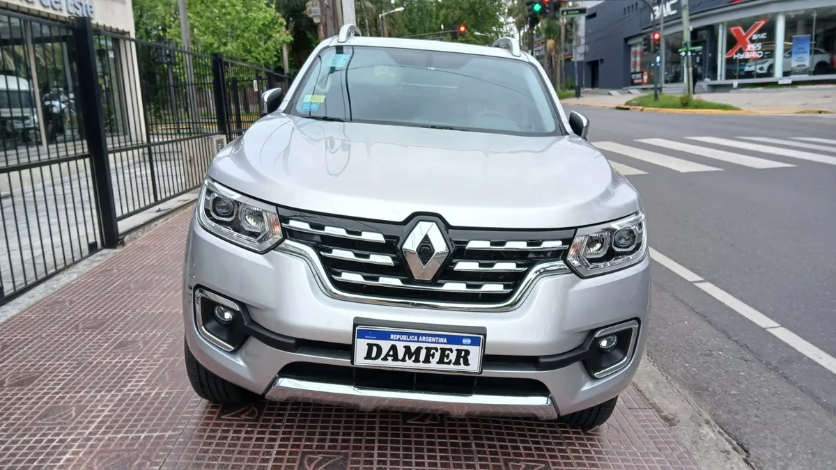 Renault ALASKAN PICK - UP D/C 2,3 Dci T 190CV 4WD Iconic 7AT — foto 12