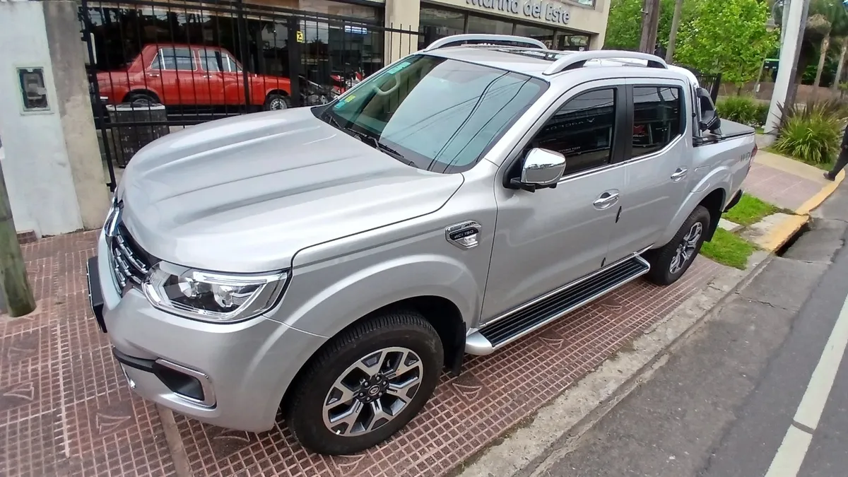 Renault ALASKAN PICK - UP D/C 2,3 Dci T 190CV 4WD Iconic 7AT — foto 13