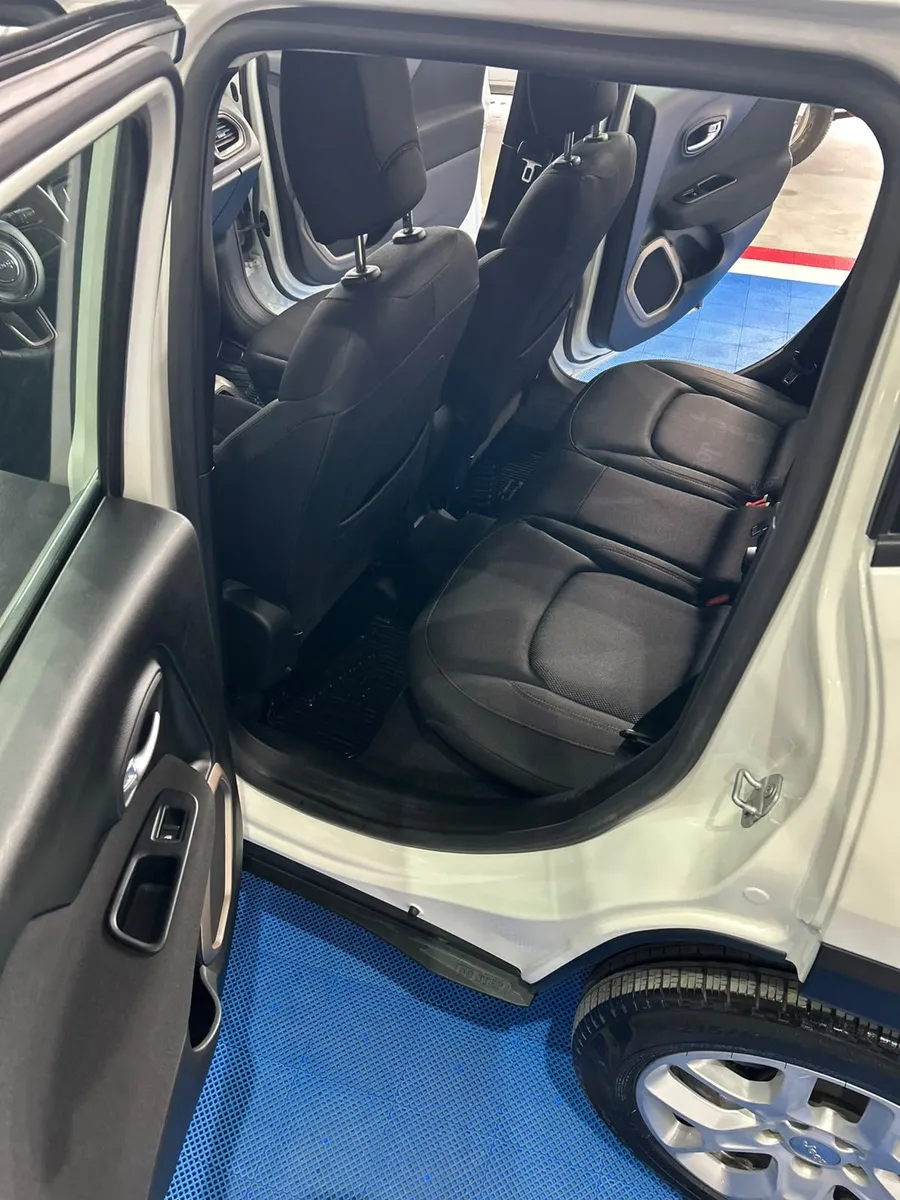 Jeep RENEGADE SPORT MT — foto 7