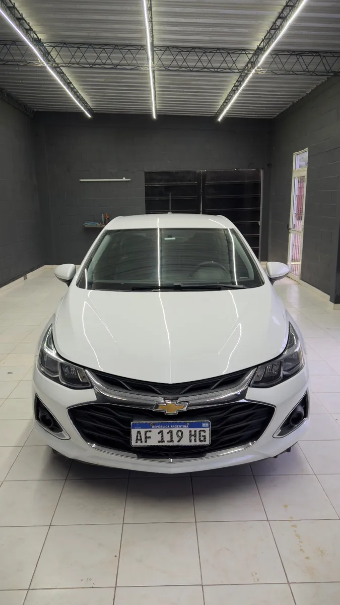 Chevrolet CRUZE 5P 1,4 T Lt MT — foto 2