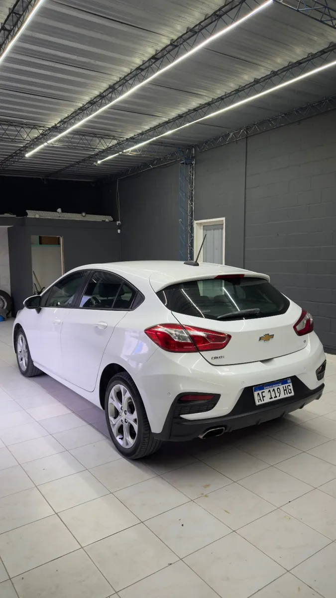 Chevrolet CRUZE 5P 1,4 T Lt MT — foto 5