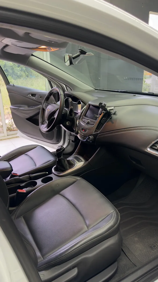 Chevrolet CRUZE 5P 1,4 T Lt MT — foto 8