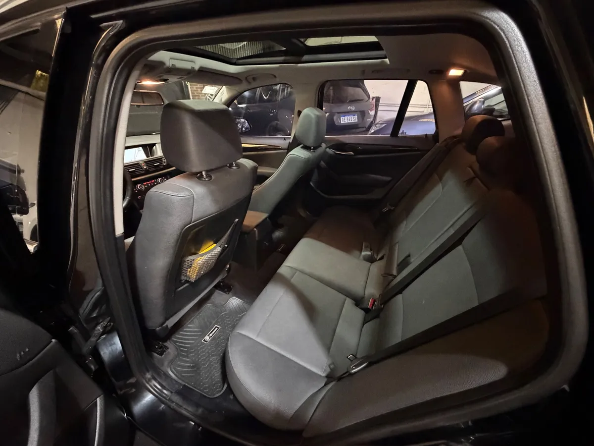 BMW X1 5P 2,0 I Xdrive Executive 4X4 — foto 10