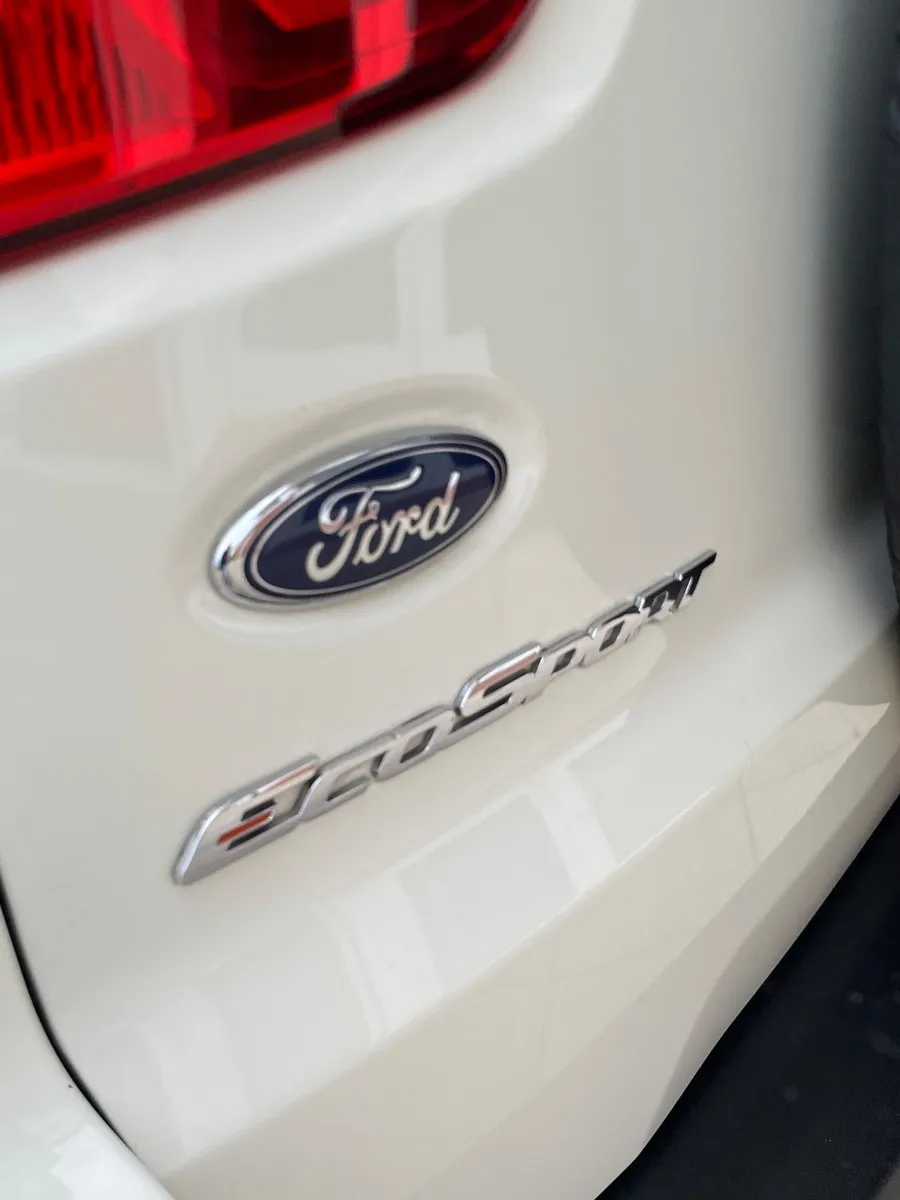 Ford ECOSPORT KINETIC DESIGN ATTRACTION 5P 1,5 Se 2017 — foto 9