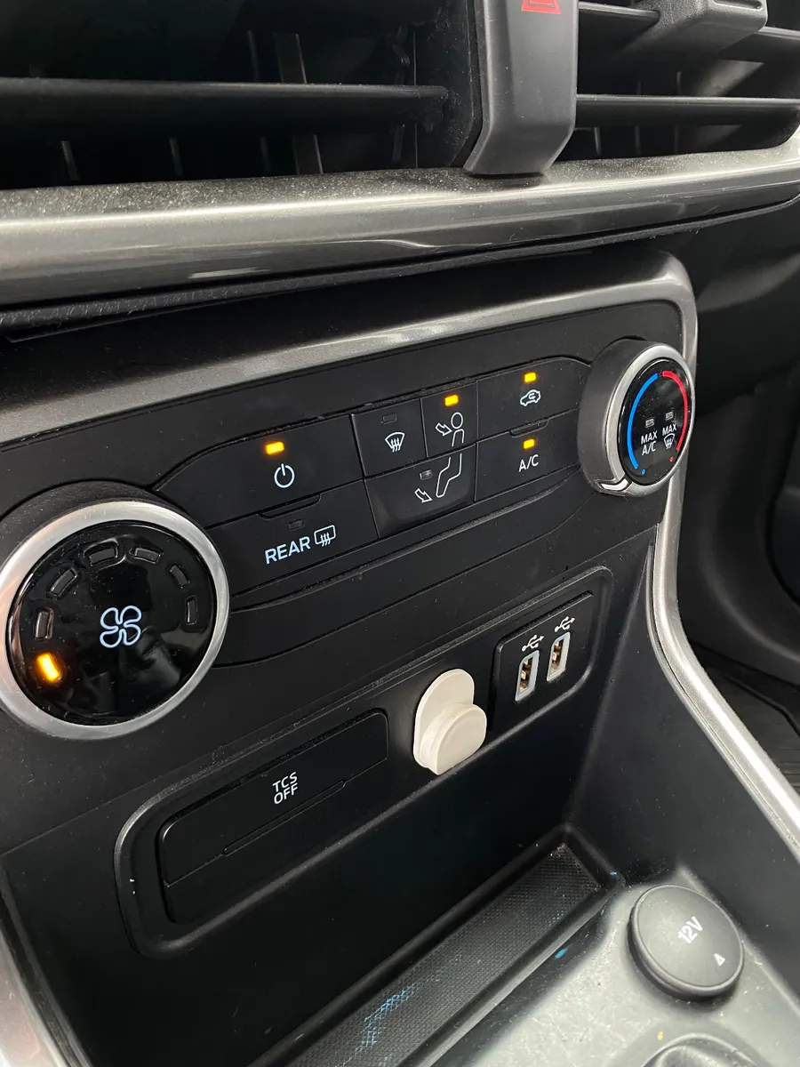 Ford ECOSPORT KINETIC DESIGN ATTRACTION 5P 1,5 Se 2017 — foto 16