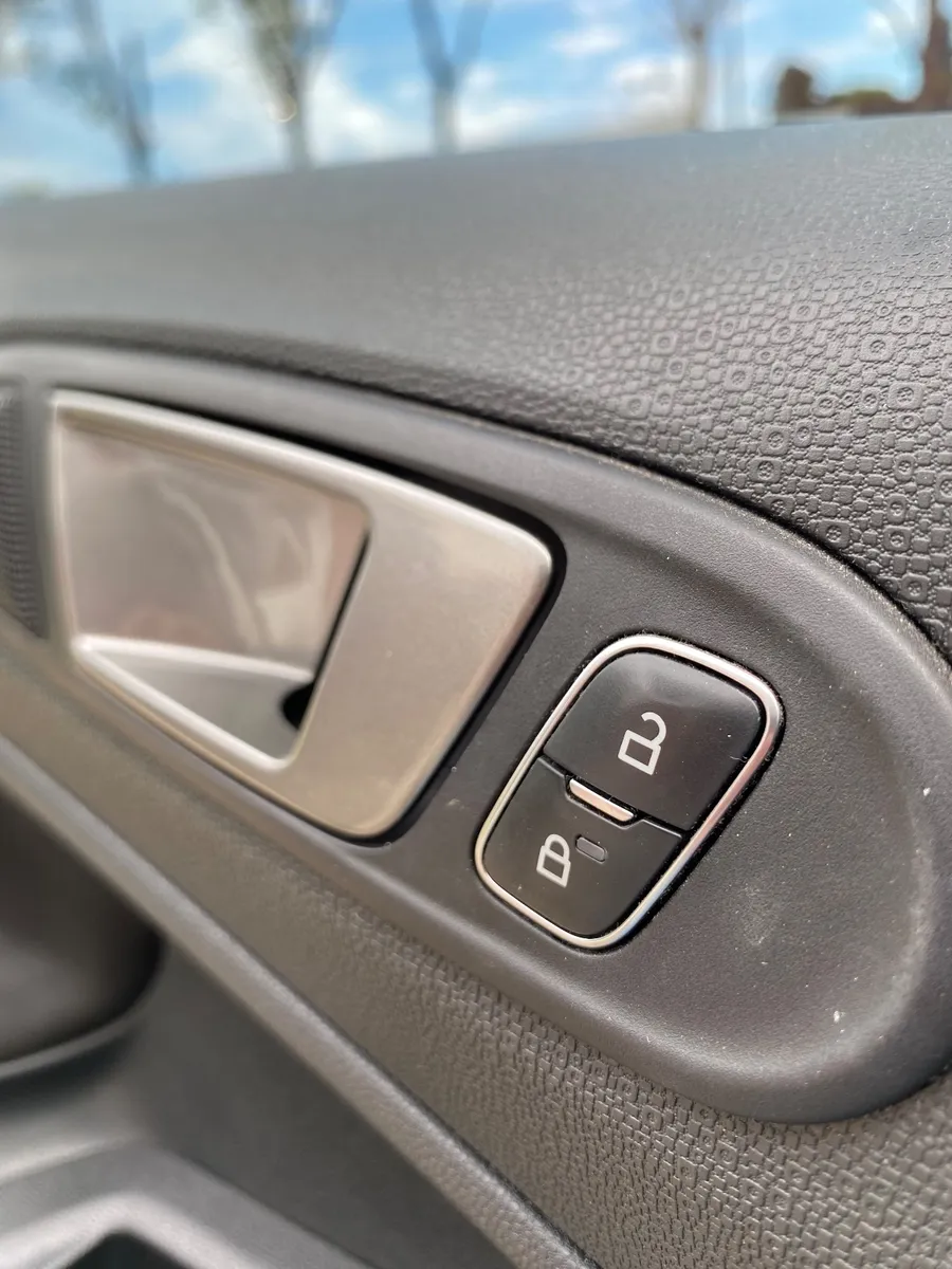 Ford ECOSPORT KINETIC DESIGN ATTRACTION 5P 1,5 Se 2017 — foto 18