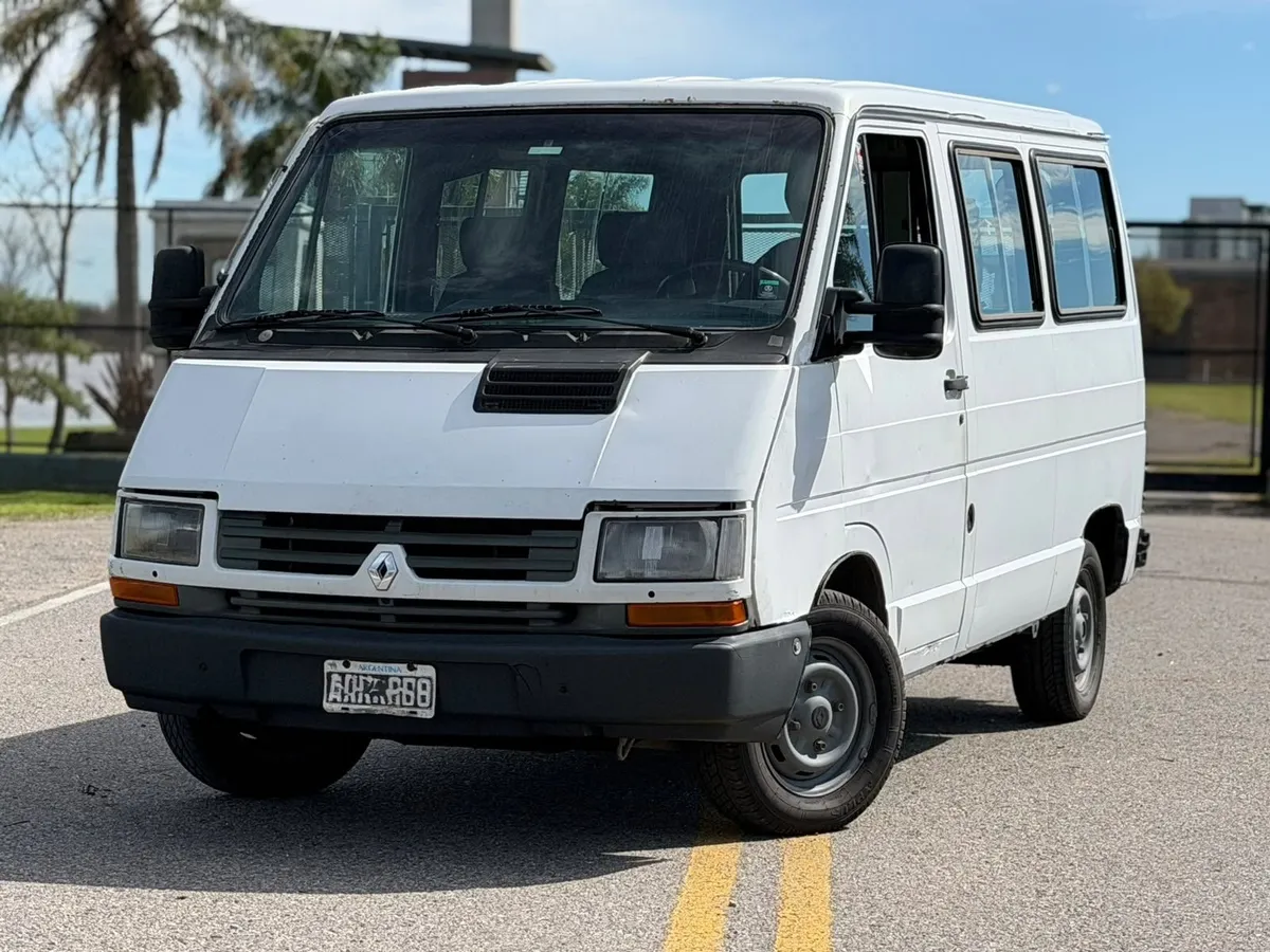Renault Traffic Furgon Vidriada — foto 3