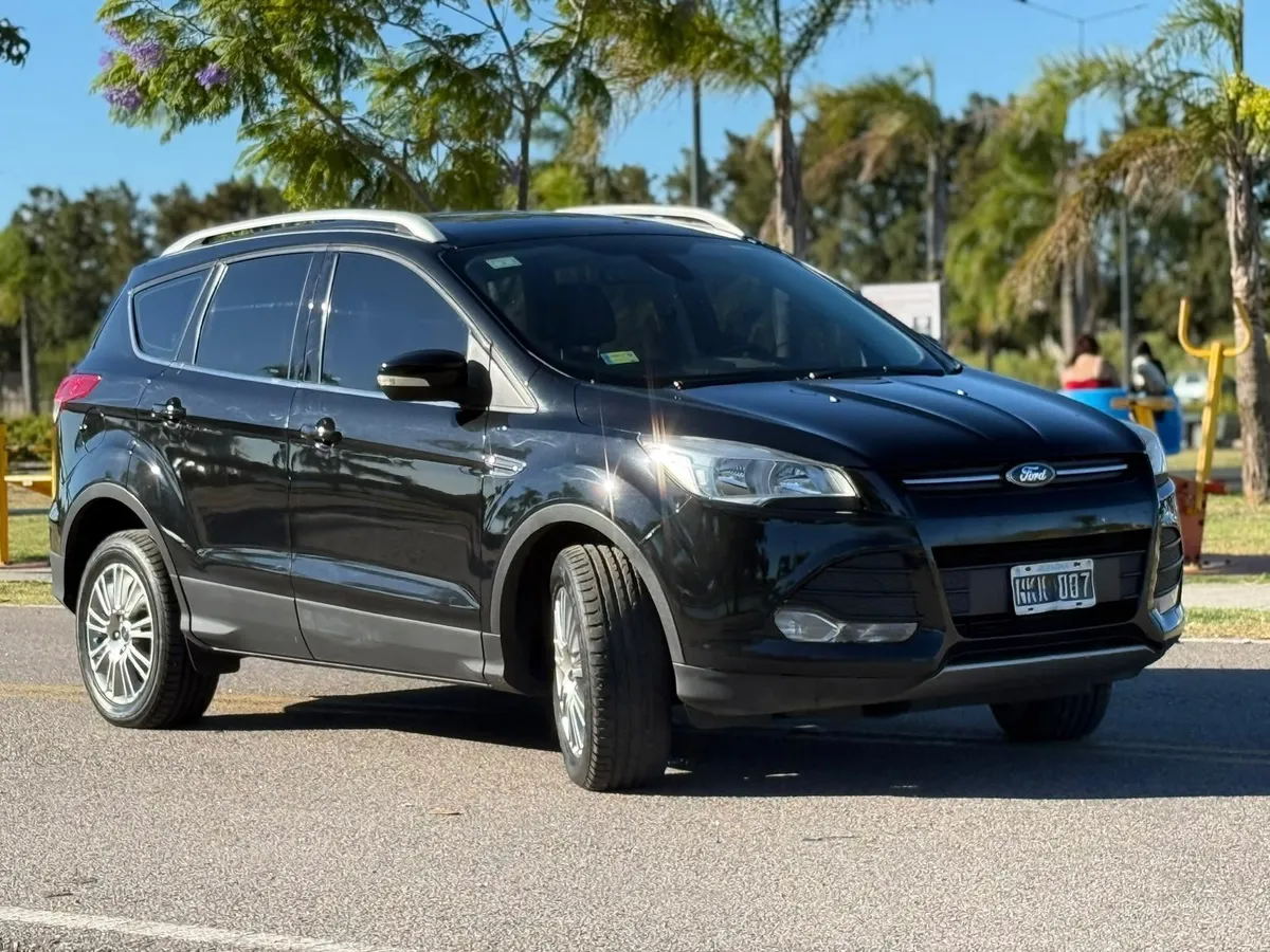 Ford KUGA 5P 1,6 4X4 Sel AT — foto 2