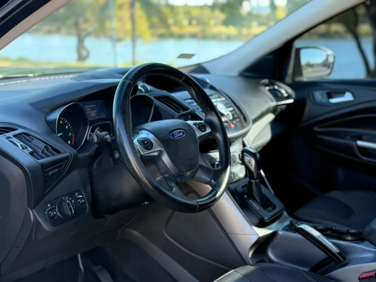 Ford KUGA 5P 1,6 4X4 Sel AT — foto 9