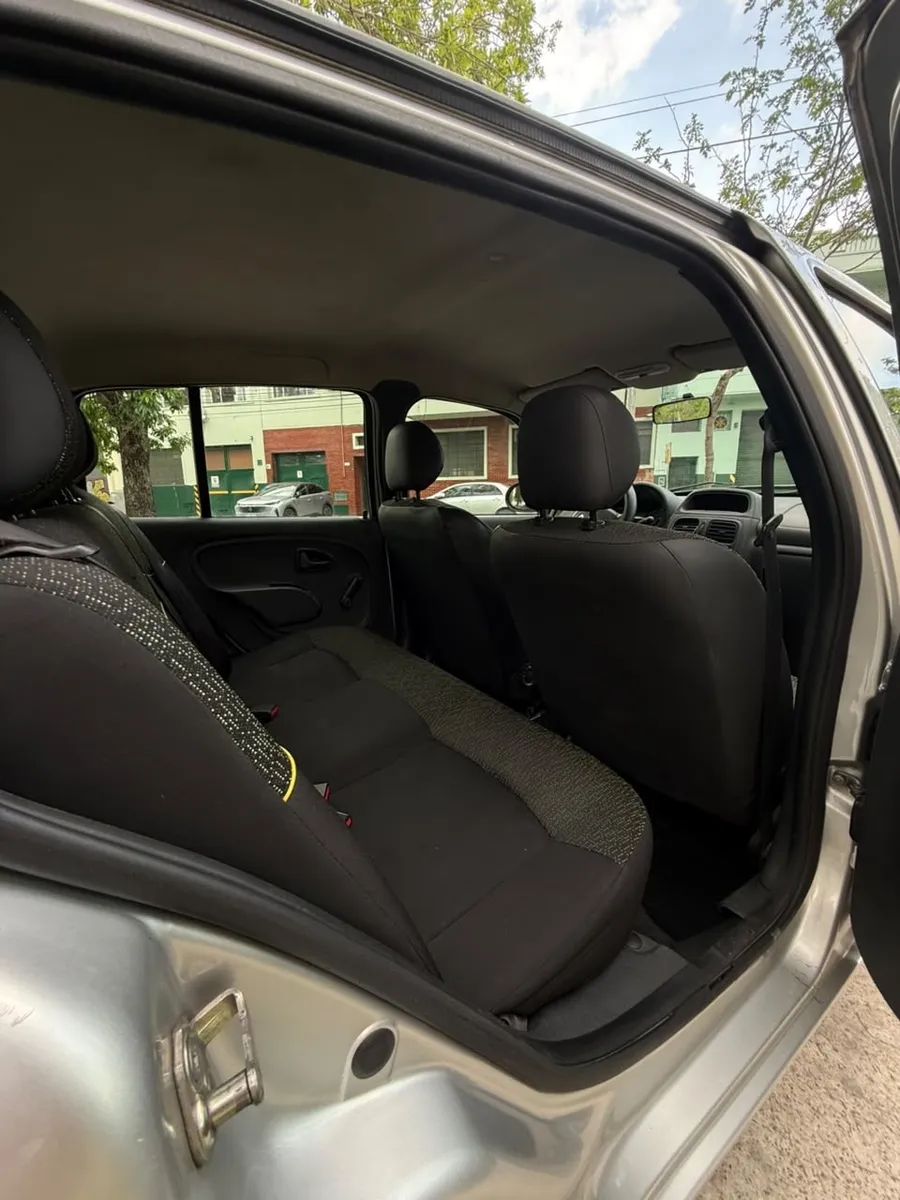 Renault CLIO MIO 5P 1,2 16V Confort Plus — foto 12