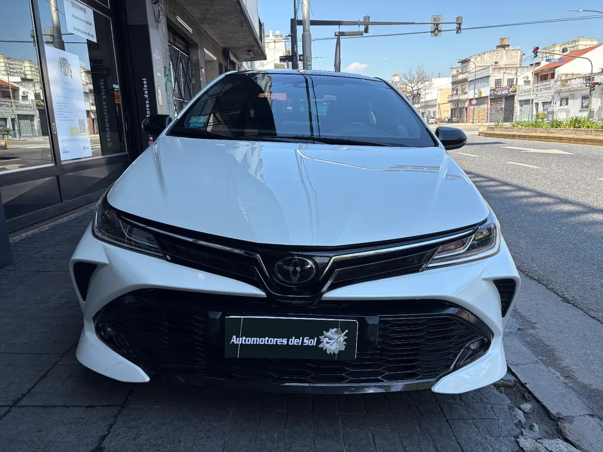 Toyota COROLLA 4P 2,0 Gr-S 10cvt — foto 2