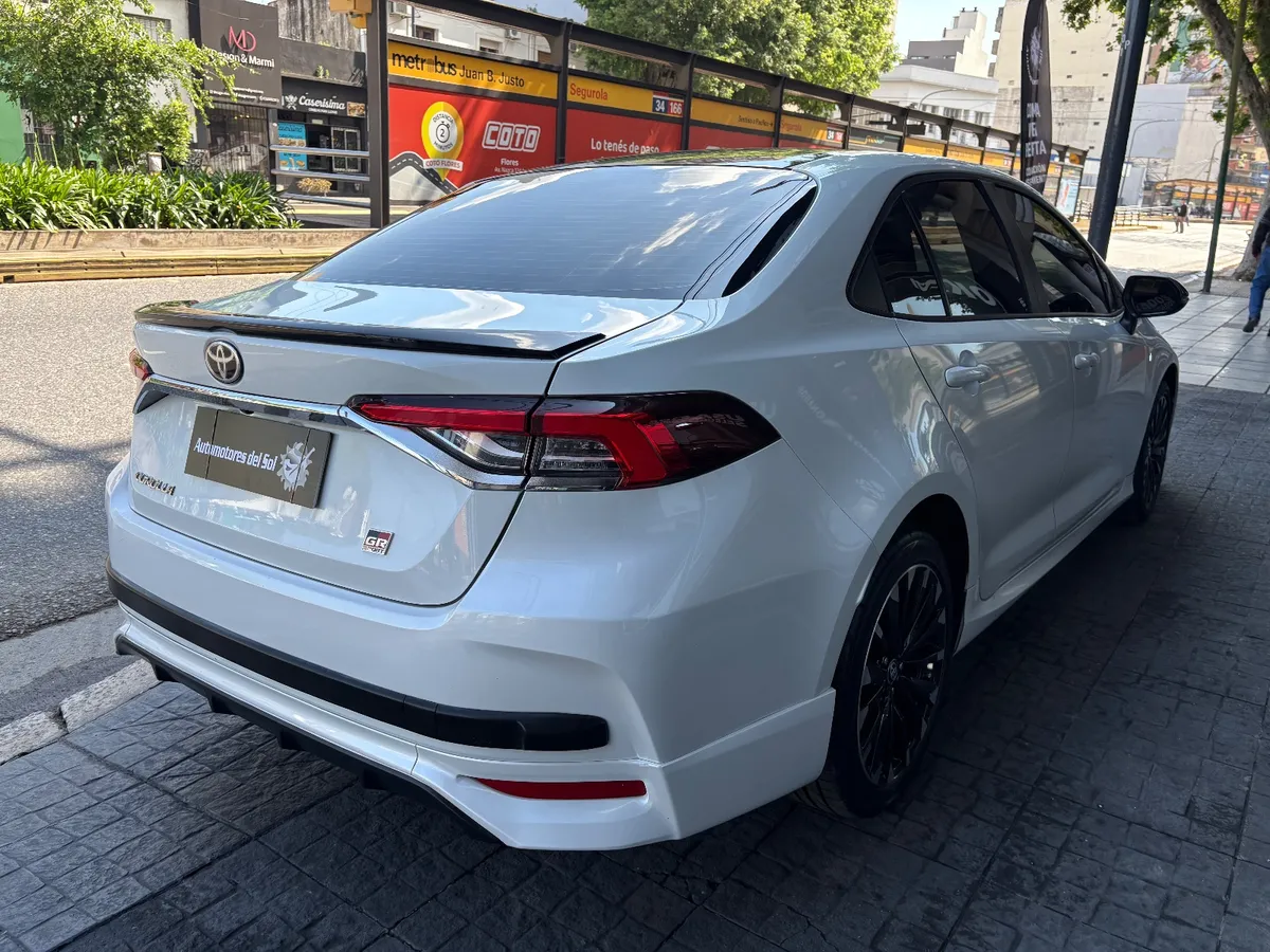 Toyota COROLLA 4P 2,0 Gr-S 10cvt — foto 7