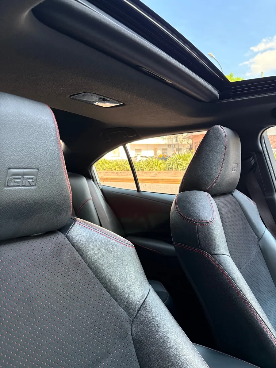 Toyota COROLLA 4P 2,0 Gr-S 10cvt — foto 11