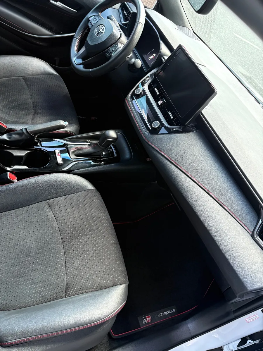 Toyota COROLLA 4P 2,0 Gr-S 10cvt — foto 15