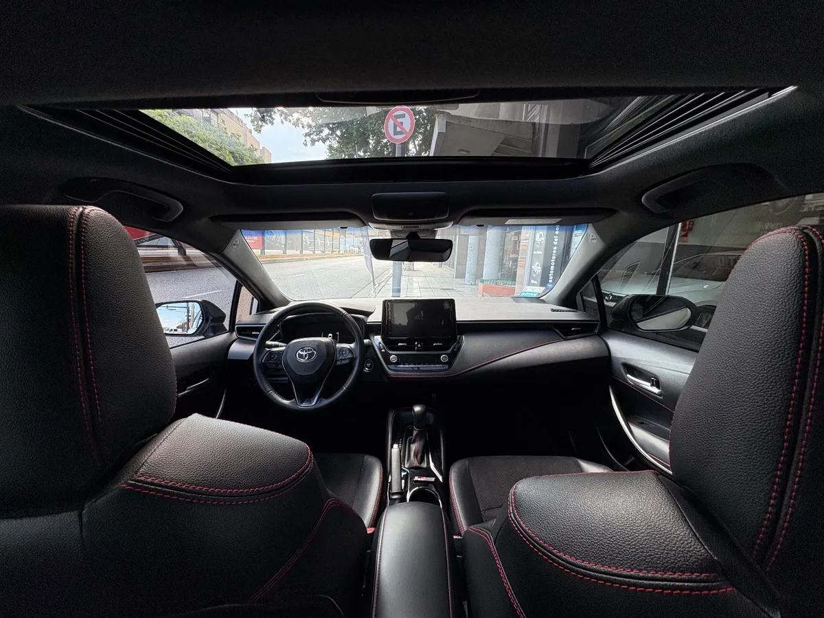 Toyota COROLLA 4P 2,0 Gr-S 10cvt — foto 16