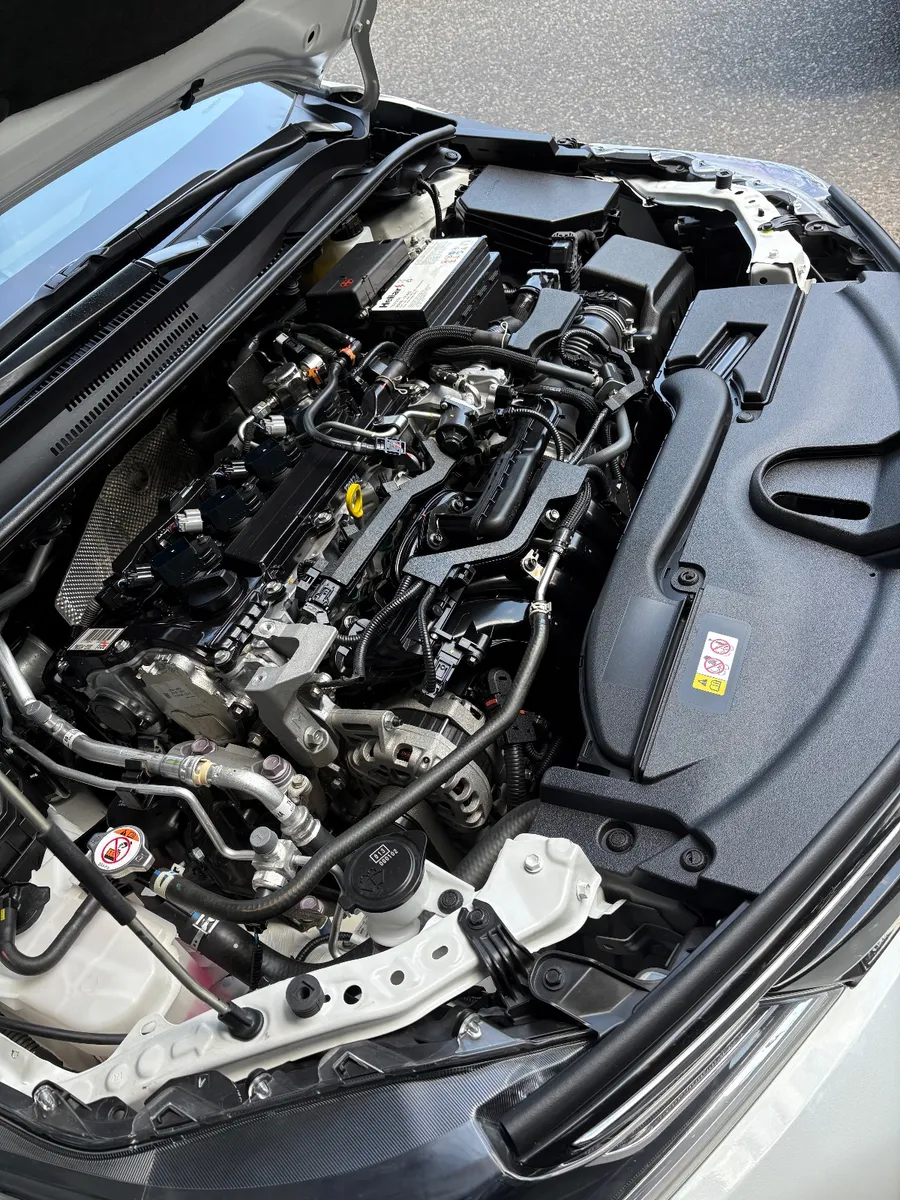 Toyota COROLLA 4P 2,0 Gr-S 10cvt — foto 19