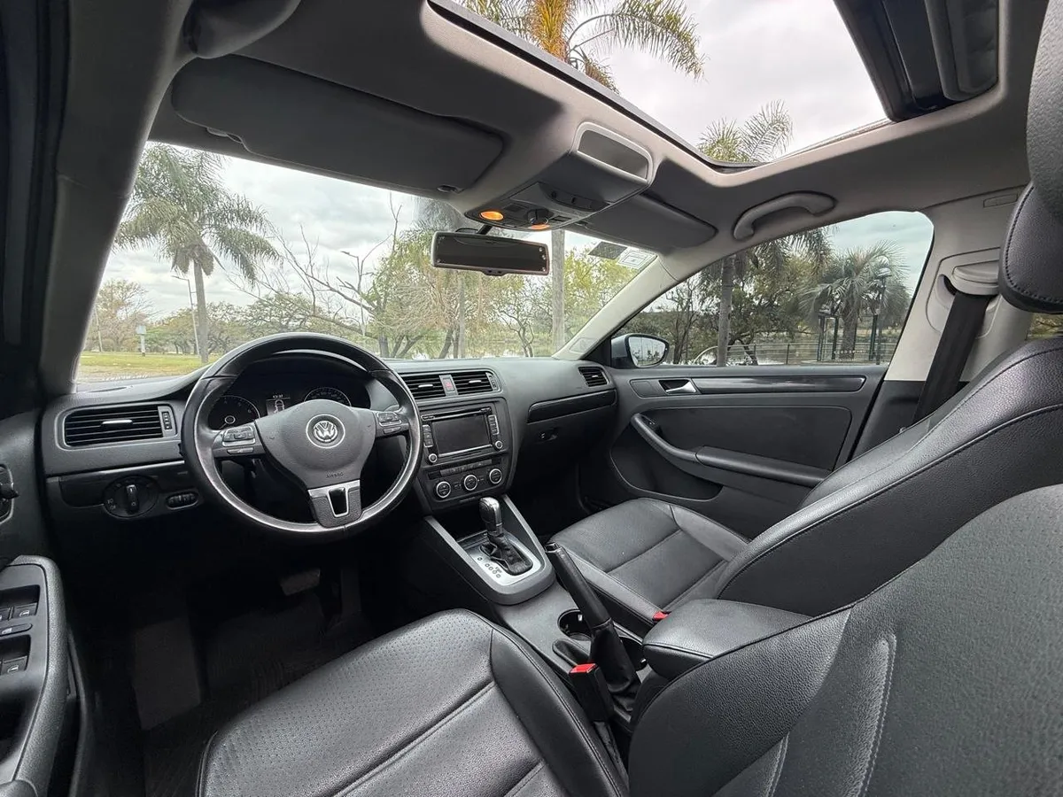 Volkswagen VENTO 4P 2,5 FSI Luxury Tipt 170hp — foto 7