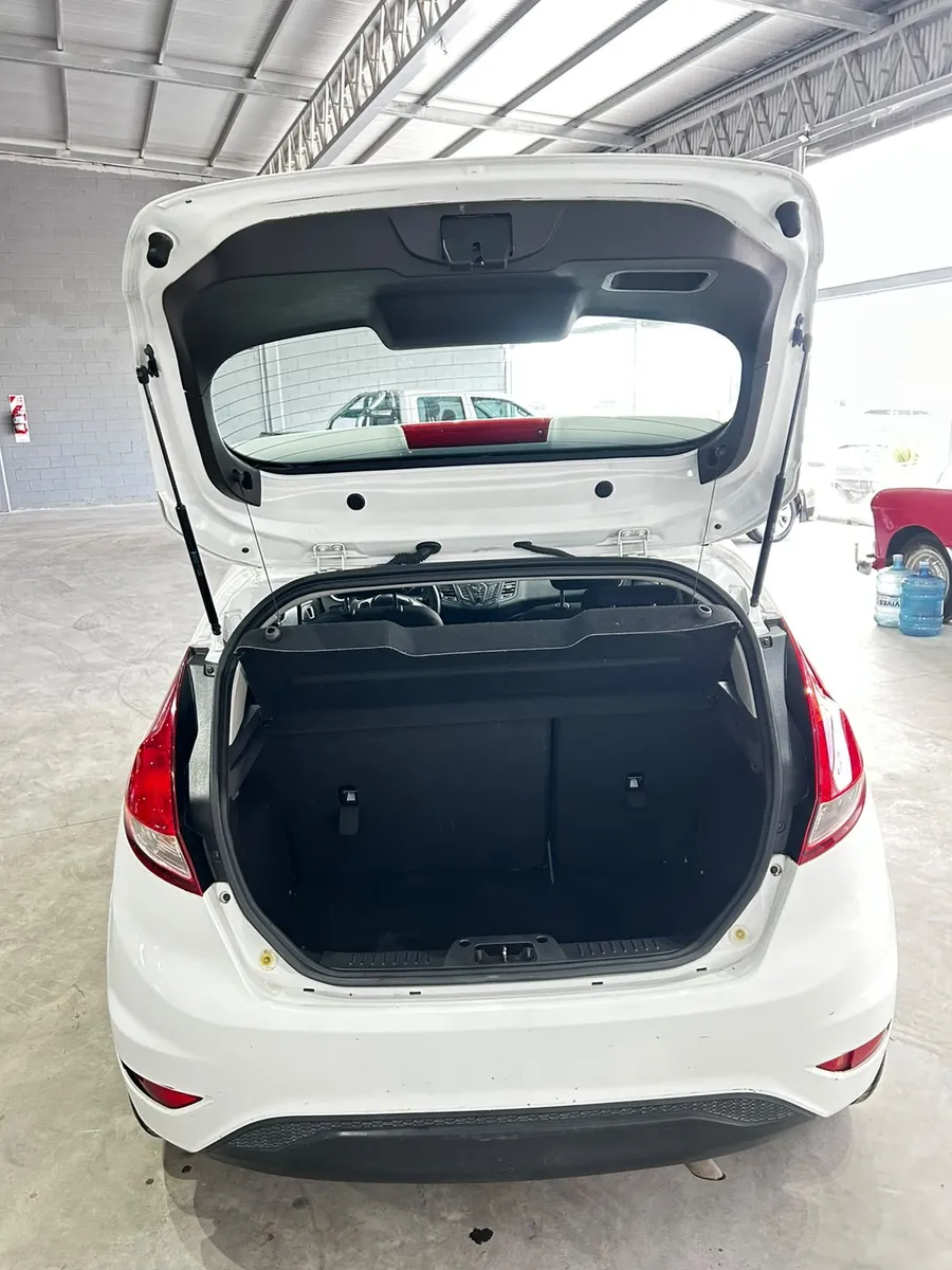 Ford FIESTA 1.6 S PLUS — foto 4