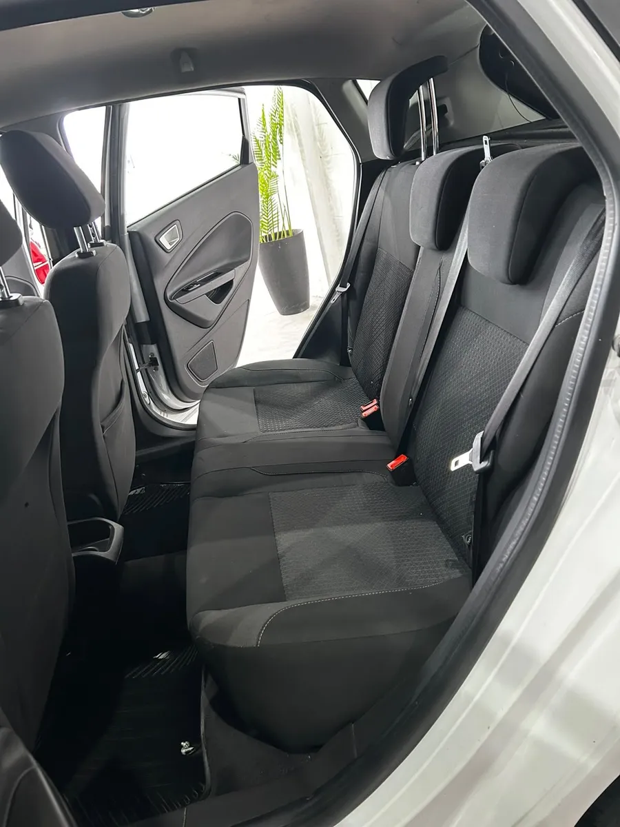 Ford FIESTA 1.6 S PLUS — foto 5