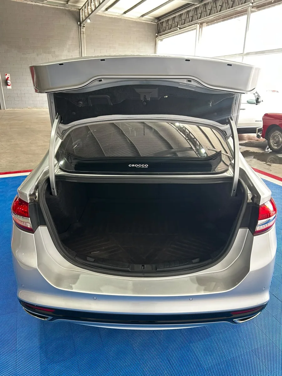 Ford MONDEO 4P 2,0 T 240CV Sel 6AT 2017 — foto 4
