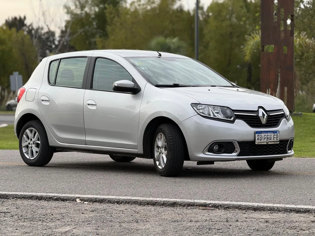 Renault SANDERO privilege — foto 2