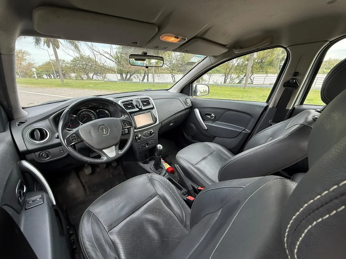 Renault SANDERO privilege — foto 9